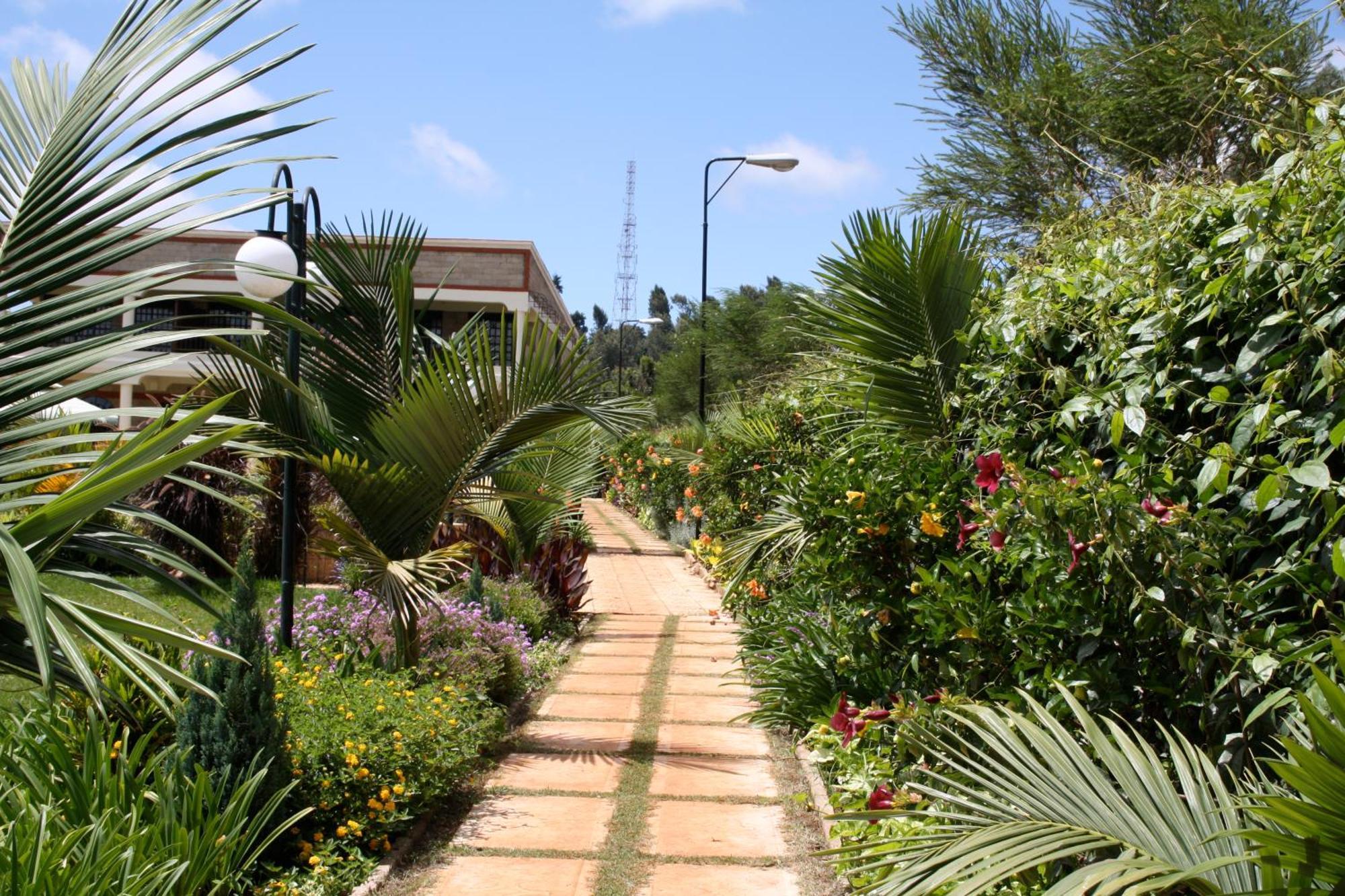 Gatimene Gardens Hotel Meru Luaran gambar